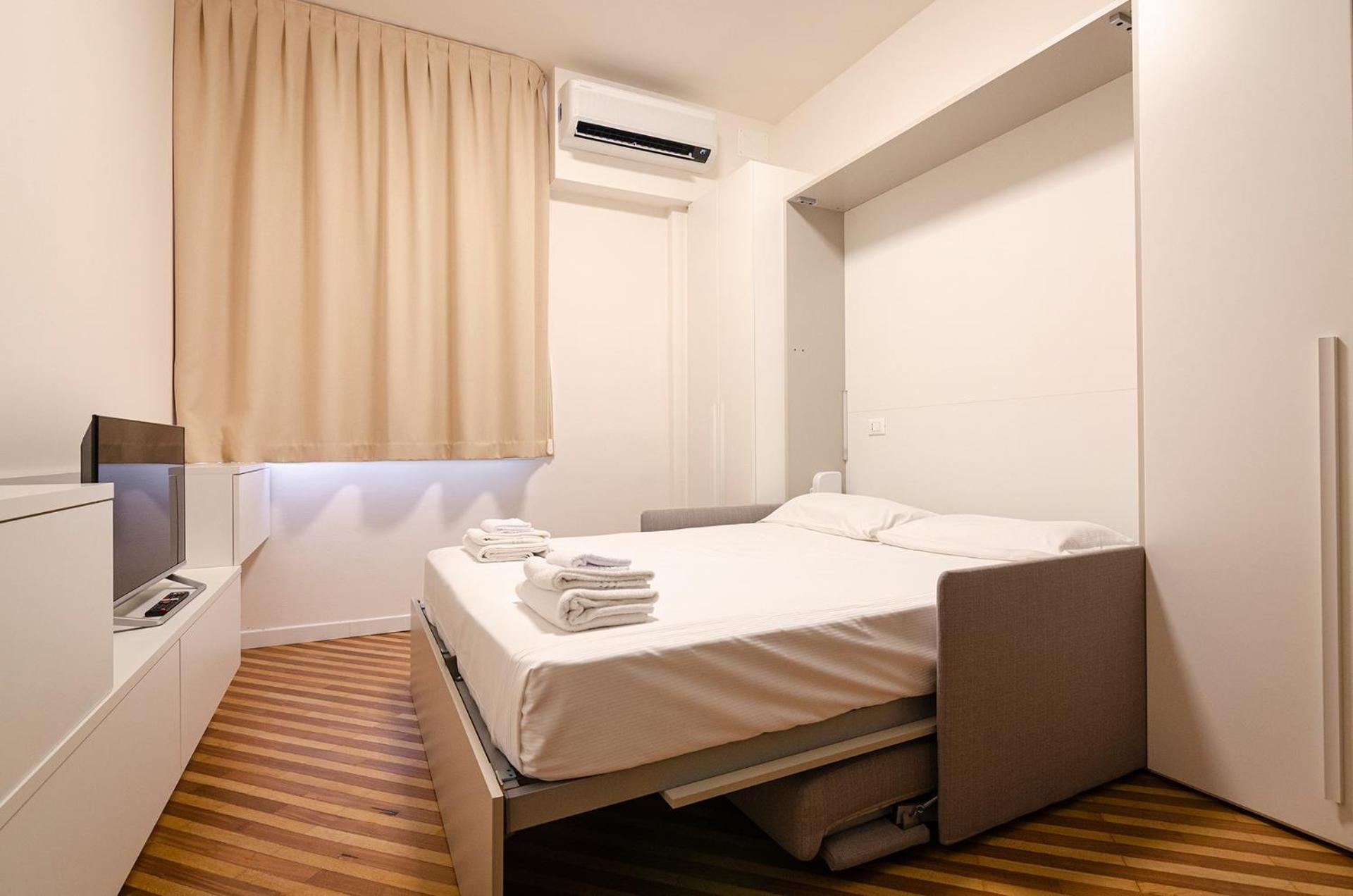 Ugo Bassi Lux Apartment Bologna Ngoại thất bức ảnh