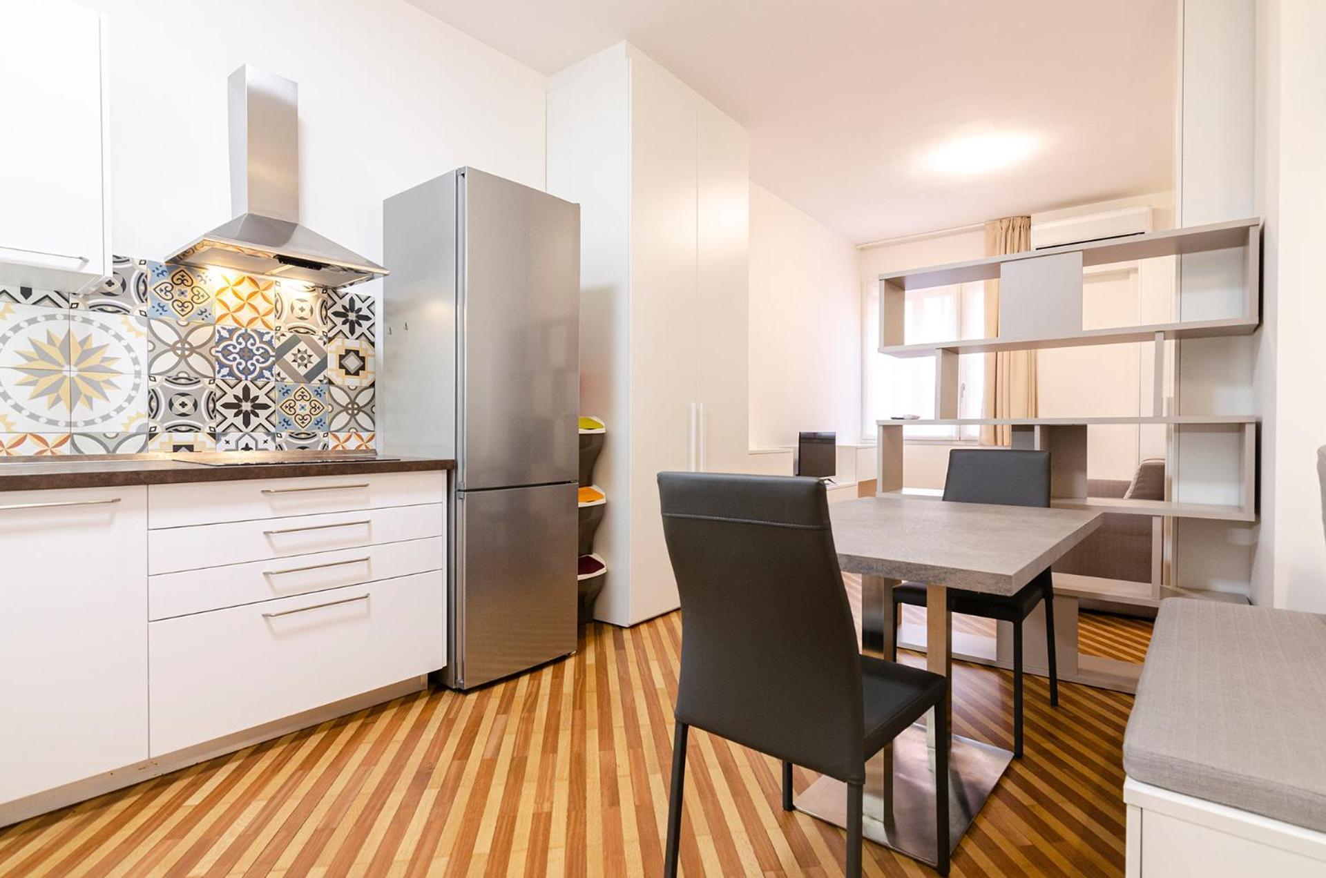 Ugo Bassi Lux Apartment Bologna Ngoại thất bức ảnh